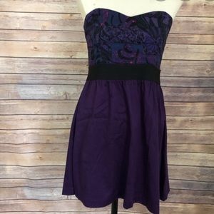 Purple dress with pockets